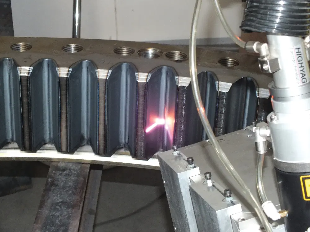 4-axis Linkage Desktop Laser Quenching Equipment GR-6000LHDE (2)(1)